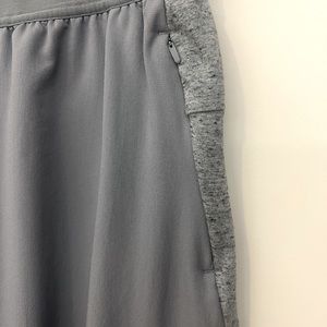 Nike Yoga Dri Fit Loose Fit Zipper Pockets Workout Pants Two Toned Gray